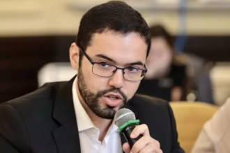 Com a saída de Pedro Duarte, o Novo perdeu parte dos dirigentes da legenda, que renunciaram aos cargos.