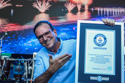 Prefeito recebeu reconhecimento pelo réveillon da Guinness World Records nesta terça (30)