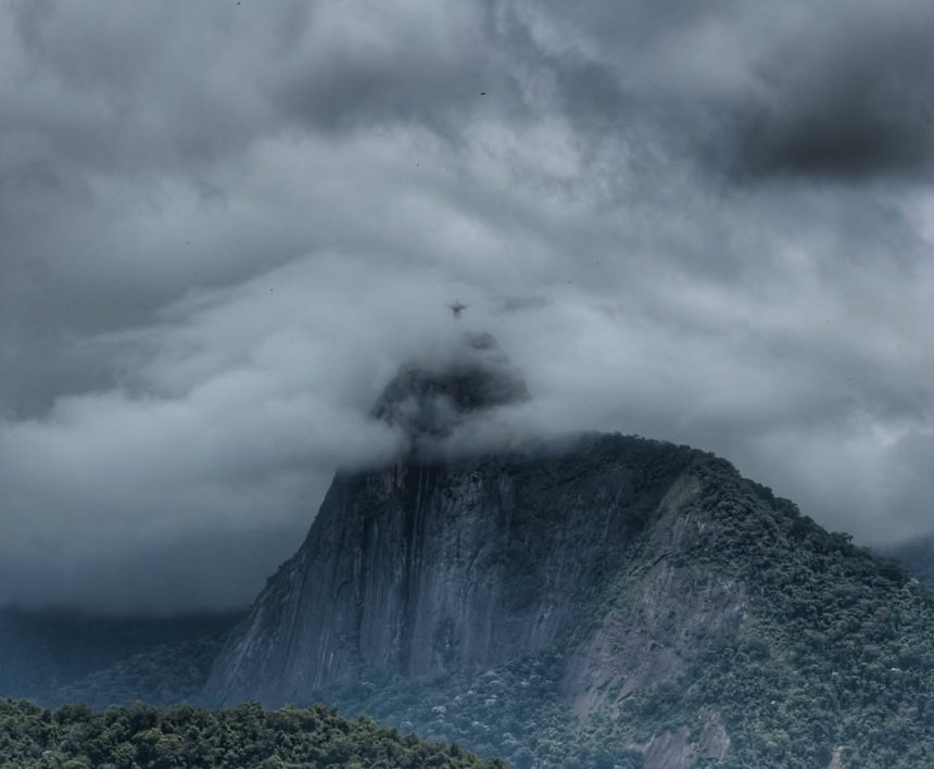 Chuva pode atingir a cidade do Rio e outros pontos do estado durante a celebração do réveillon