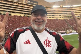 O prefeito de Belford Roxo, Márcio Canella, está ligando para os deputados e pedindo votos na eleição indireta para governador do estado