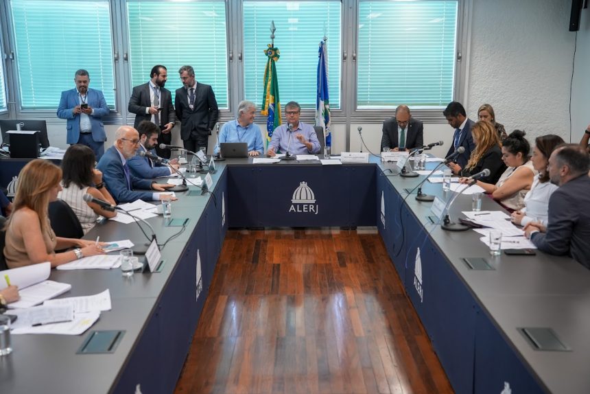 Deputados aprovaram o relatório da Comissão de Orçamento por unanimidade