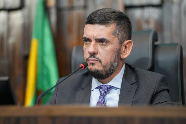PF aponta que Bacellar participava de rede de 'celulares bomba' padronizados para comunicação secreta 51 Rodrigo Bacellar