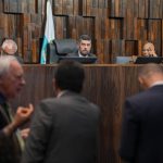 Rodrigo Bacellar conduziu a votação simbólica do repasse de R$ 220 milhões aos municípios e ao estado.