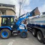 Na Operação Barricada Zero, em Costa Barros, os agentes de segurança usaram maquinário e veículos "emprestados" por outros programas: para pôr fim ao "jeitinho", governo vai publicar atas de registro de preços