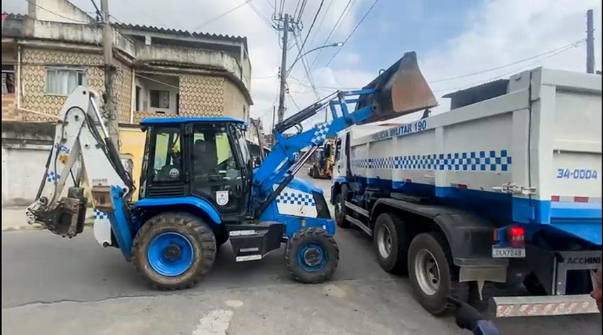 Na Operação Barricada Zero, em Costa Barros, os agentes de segurança usaram maquinário e veículos "emprestados" por outros programas: para pôr fim ao "jeitinho", governo vai publicar atas de registro de preços
