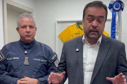 O governador Cláudio Castro e o coronel Marcelo Menezes anunciam, nas redes sociais, a mudança na escala dos PMs que trabalham no patrulhamento; eles vão ganhar um dia a mais de folga entre as jornadas