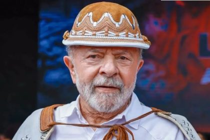 O presidente Lula é enredo da Acadêmicos de Niterói, e a escola já recebeu patrocínio de R$ 15 milhões, mas as outras escolas ficaram a ver navios