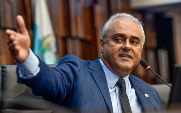 Jair Bittencourt anuncia pedido de exoneração do cargo de secretário estadual de Governo, uma semana depois da nomeação