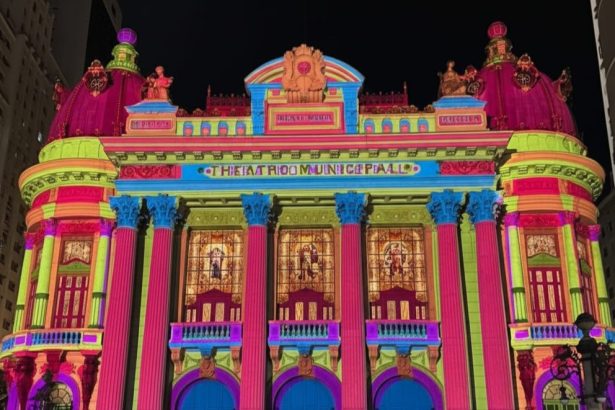 Theatro Municipal terá fachada imersiva e vila natalina no boulevard lateral