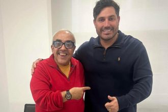 Tunico de Souza (à esquerda) com o presidente estadual do PSDB, Luciano Vieira: veterano vai ajudar na montagem das nominatas tucanas para 2026