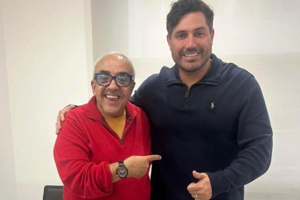Tunico de Souza (à esquerda) com o presidente estadual do PSDB, Luciano Vieira: veterano vai ajudar na montagem das nominatas tucanas para 2026