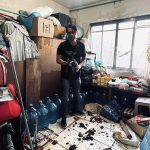 Prefeitura resgata 17 cães em condições de maus-tratos em Senador Camará; tutora é presa em flagrante