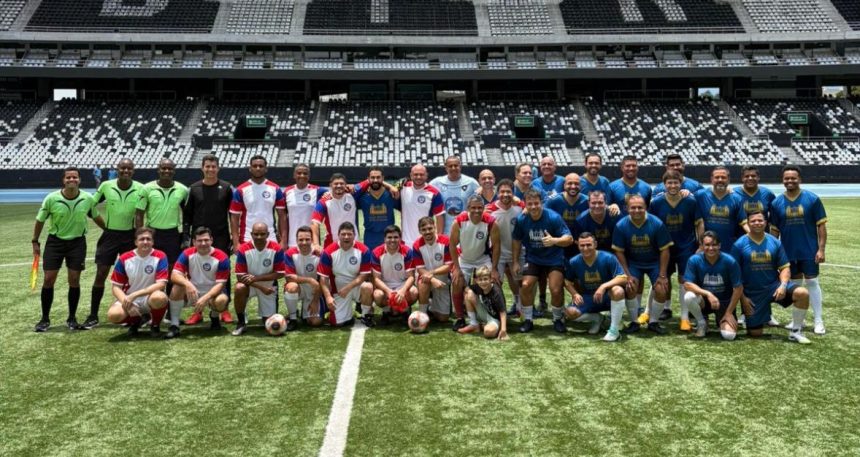 Jogo de futebol entre vereadores e secretários aconteceu no Nilton Santos
