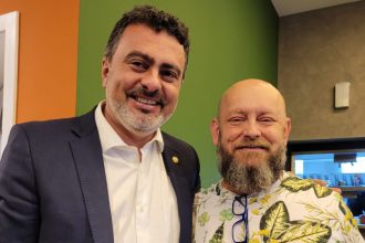 Luiz Antonio Simas vai receber a Medalha Tiradentes neste sábado, no Centro do Rio