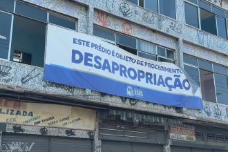 Local desapropriado para a construção da rodoviária de Belford Roxo será demolido na segunda (29).
