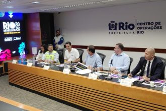 Eduardo Paes e secretários detalham ações para a festa de reveillón em coletiva nesta sexta (26).