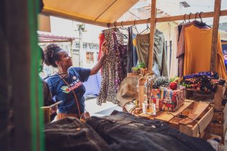 Fiocruz viabiliza feiras criativas em comunidades executadas por diferentes gerações