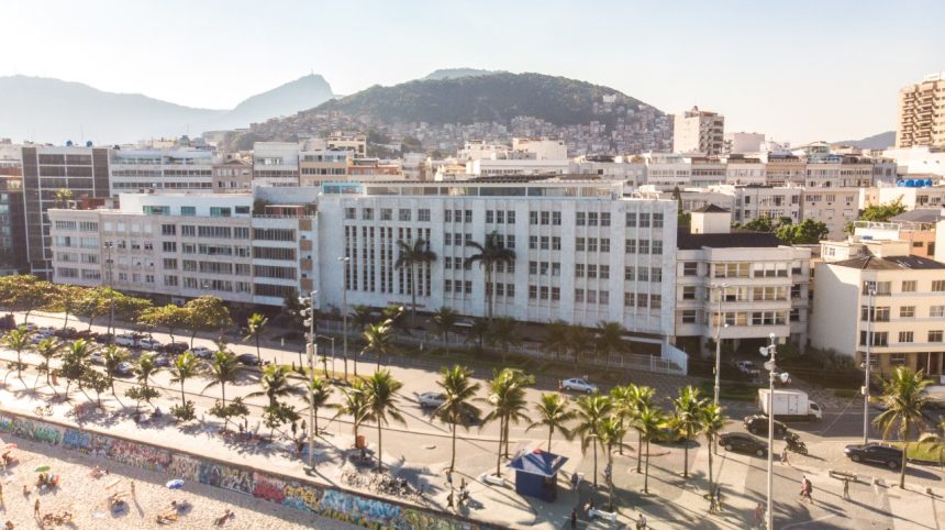 Prefeitura libera escola em imóvel de R$ 250 milhões após disputa por uso turístico do antigo Colégio São Paulo