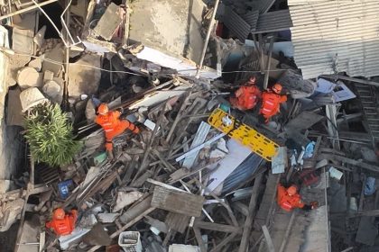 Desabamento aconteceu por volta das 4h36 nesta segunda (08) - Foto: Divulgação/Corpo de Bombeiros