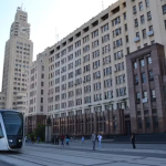 Embarque e desembarque de passageiros de VLT no ponto estava suspenso desde junho