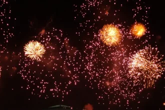 Fogos de artifício com estampido superior a dez decibéis é proibido no Rio
