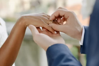 Casamentos entram em queda enquanto divórcios crescem no Rio, aponta IBGE