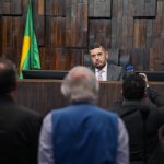 Deputados aprovam projeto que diminui incentivos fiscais, aumentando a contribuição das empresas ao FOT.