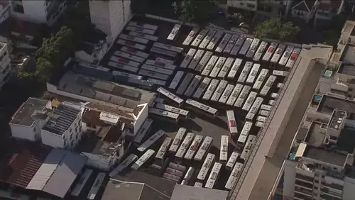 Empresa Real segue com nove linhas paralisadas nesta terça (23).