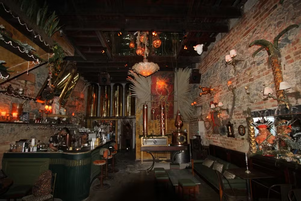 Beber bem no calorão: menos álcool, mais frescor, eis a receita para o verão de 2026 62 img 6353