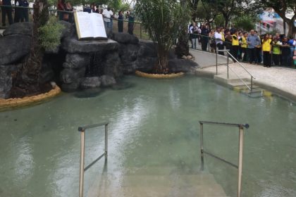 Praça da Bíblia fica na praça Jardim do Méier, na Zona Norte