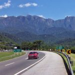 Interdições acontecem ao longo da manhã na RJ-116, segundo concessionária