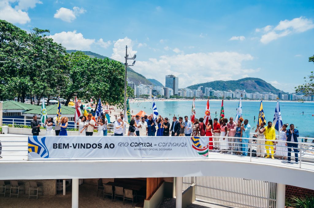 Carnaval Fan Fest, em Copacabana, estreia no feriado com shows de Belo e Neguinho da Beija-Flor 