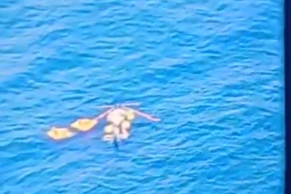 Helicóptero de táxi aéreo fez pouso forçado no mar de Cabo Frio nesta sexta-feira (2