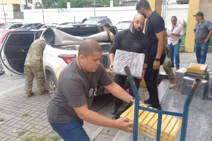 Polícia Civil e Polícia Rodoviária Federal apreenderam duas toneladas de maconha em Duque de Caxias