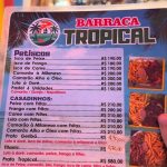 Cardápio de uma barraca localizada em Búzios mostra preços cobrados durante o período do réveillon