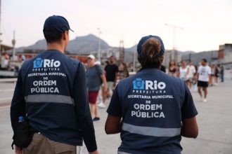 Servidores da Seop e da Guarda ficam sem o 14º em janeiro; prefeitura diz que vai pagar 'oportunamente'