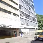 O edifício garagem, ao lado do Tribunal de Contas do Estado e do Campo de Santana, que dará lugar ao Residencial Buenos Aires no programa Reviver Centro.