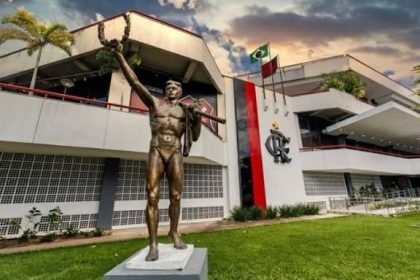 O governador Cláudio Castro autorizou a reforma da sede do Flamengo, com a construção de hotel temático, lojas, museu e estacionamento com mil vagas