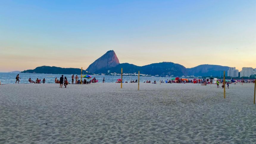 Previsão do tempo do fim de semana terá dias de praia, no sábado e no domingo