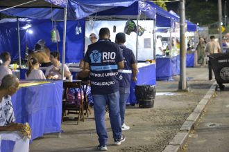 Seop prorrogou inscrições para ambulantes trabalharem na Sapucaí durante o carnaval