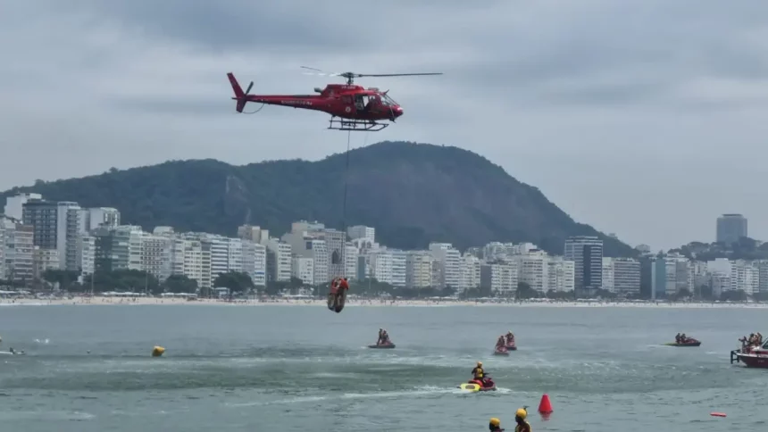 Bombeiros localizaram corpo em Copacabana nesta terça (06)