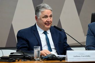 Castro autoriza reforço na segurança de Garotinho a pedido da CPI do Crime Organizado