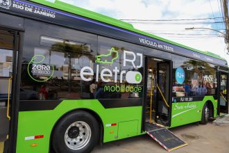 Ônibus elétrico em testes no Rio