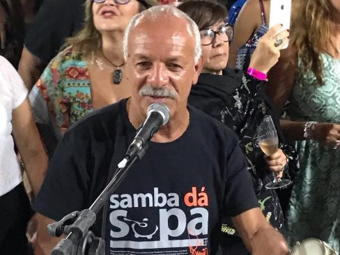 À frente do “Samba dá Sopa”, Maestro Junior comanda há 18 anos o evento que agora é patrimônio cultural.