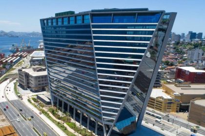 Aqwa Corporate: prédio de alto padrão no Porto Maravilha foi vendido pela Tishman Speyer à Brookfield por cerca de R$ 6,4 mil por metro quadrado.
