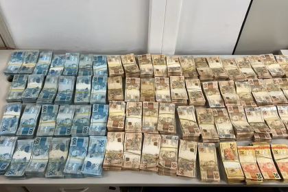 R$ 500 mil em espécie apreendidos pela Polícia Civil em Duque de Caxias