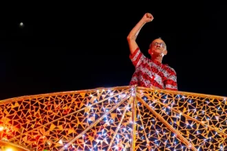 Viradouro ganha título do carnaval com enredo em homenagem ao Mestre Ciça