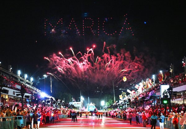 União de Maricá, de Quaquá, é campeã da Série Ouro e conquista acesso inédito ao Grupo Especial 48 União de Maricá, de Quaquá, é campeã da Série Ouro e conquista acesso inédito ao Grupo Especial