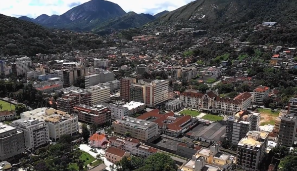 Conselho de Arquitetura pede anulação de lei que autoriza prédios de até 20 andares em Teresópolis