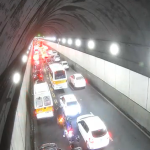 Trânsito congestionado na pista sentido Lagoa